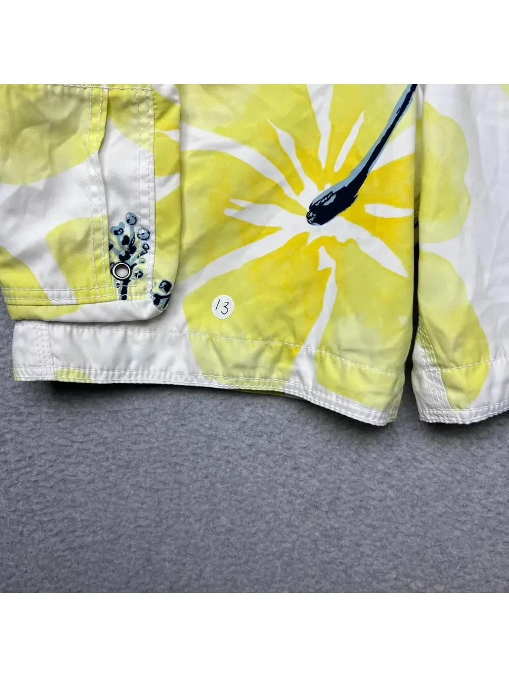Vintage Hollister Y2K Yellow Tropical Floral Board Shorts Swim Trunks Size Small